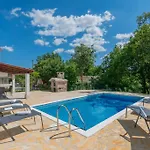 Milla-grubine Villa *